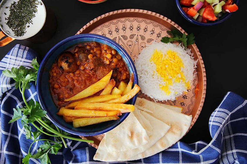 خورش قیمه خراسانی. منبع عکس: وبسایت باشگاه خبرنگاران جوان. عکاس: نامشخص