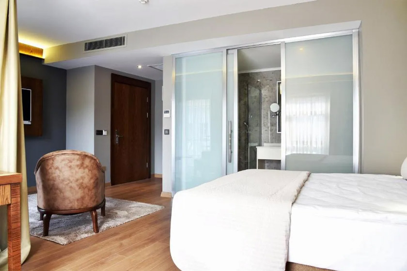 The Elegant Hotel Istanbul - Deluxe Double Room