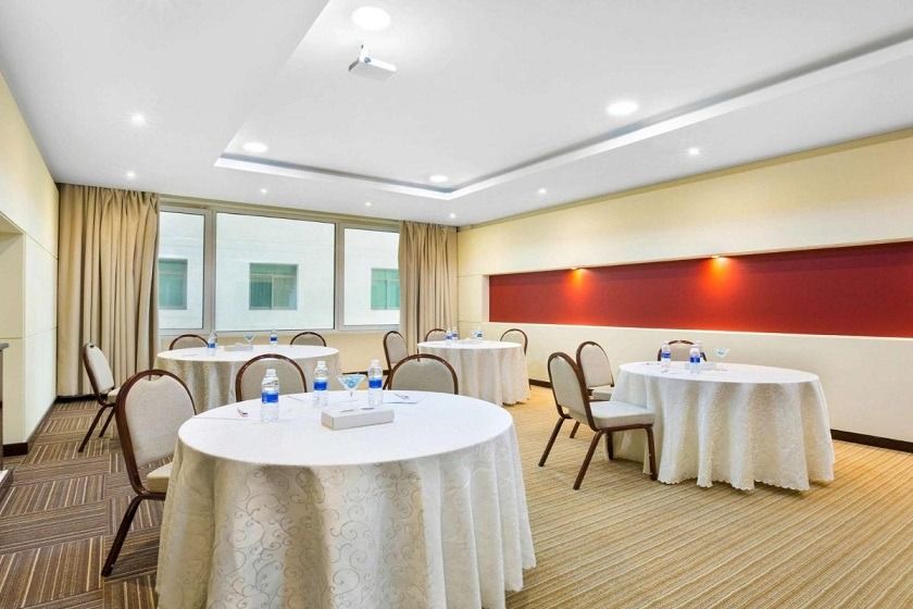Ibis Muscat - Meeting Room