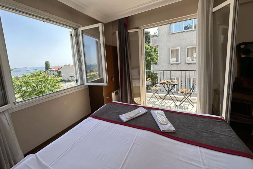 Queen Seagull Boutique Hotel Istanbul - King Room with Balcony