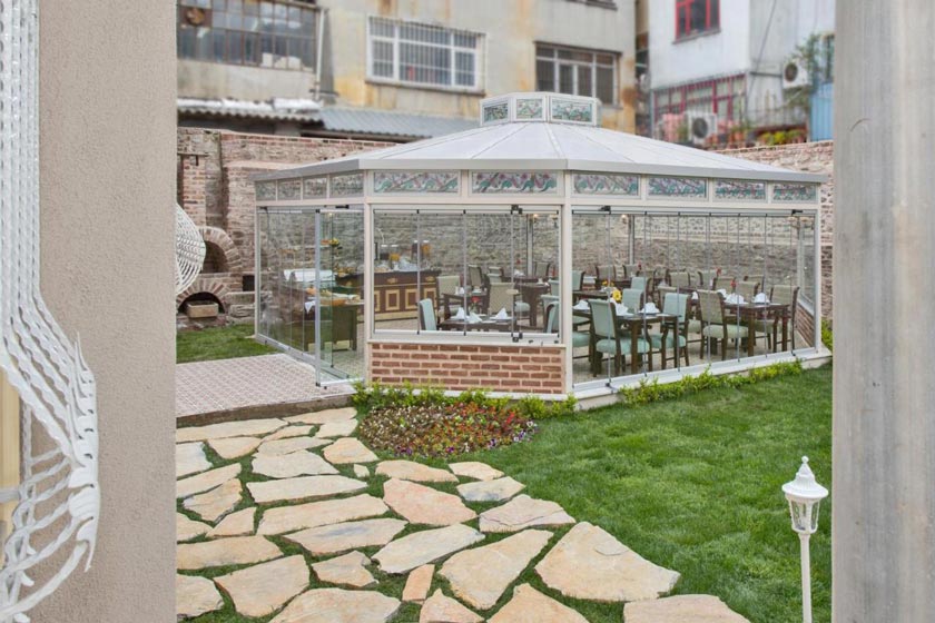 Enderun Hotel Istanbul - garden