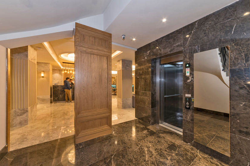 Golden Royal Hotel Istanbul - elevator