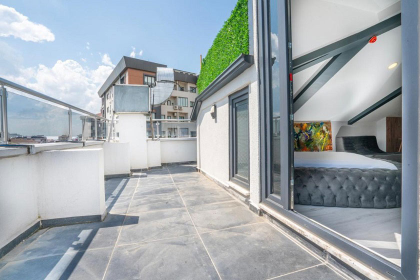 The Gate Kadikoy Downtown Istanbul - Suite with Spa Bath
