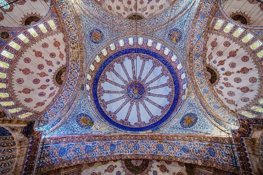 شبستان مسجد سلطان احمد