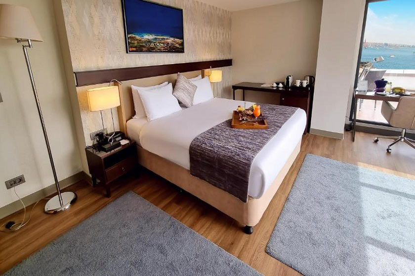 Port Bosphorus Hotel Istanbul - Suite with Terrace