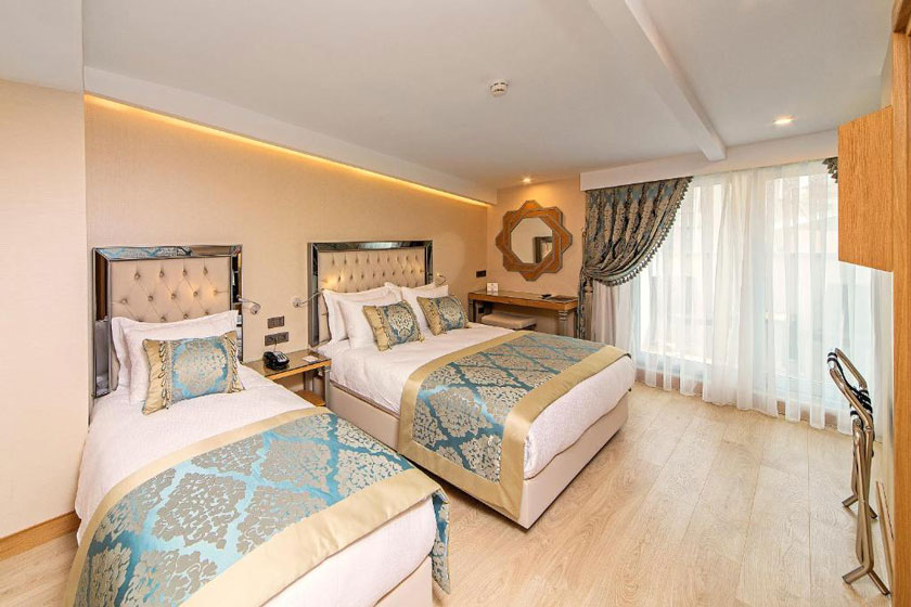 Mukarnas Taksim Hotel Istanbul - Two Connecting Deluxe Rooms with Balcony