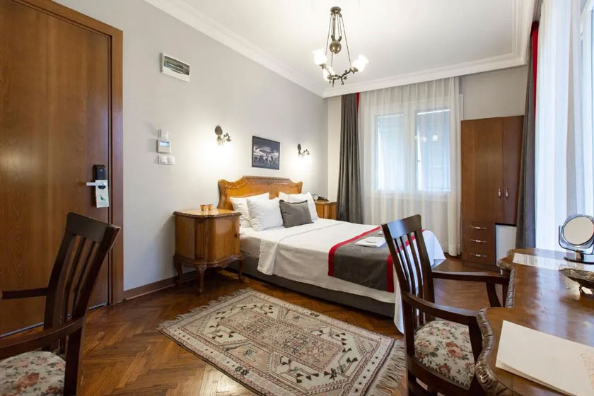 Queen Seagull Boutique Hotel Istanbul - King Room with Balcony