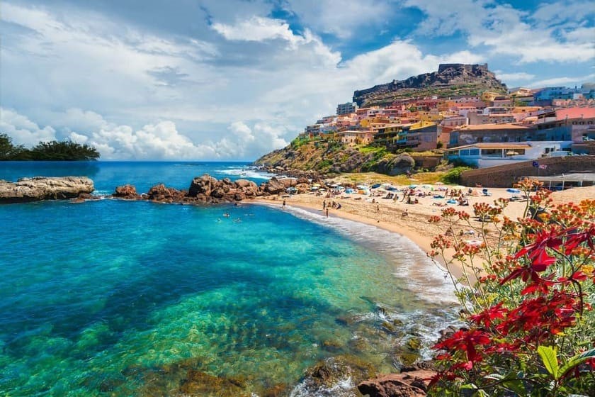 کاستلساردو، ساردینیا (Castelsardo, Sardinia)