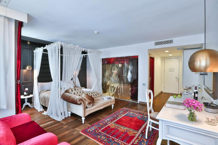 Senatus Hotel - Special Class Istanbul - King Suite with Jacuzzi