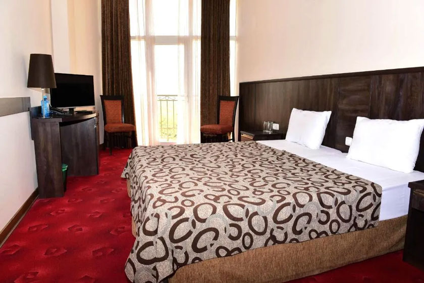 Regineh Hotel Yerevan - Standard Double or Twin Room with Balcony