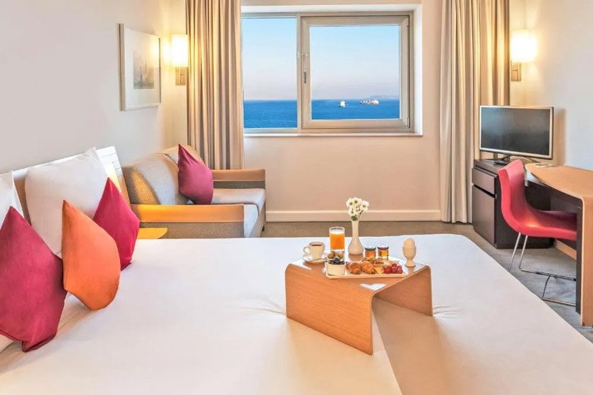 Novotel Istanbul Zeytinburnu Istanbul - Executive Room With Queen Bed And Sofa