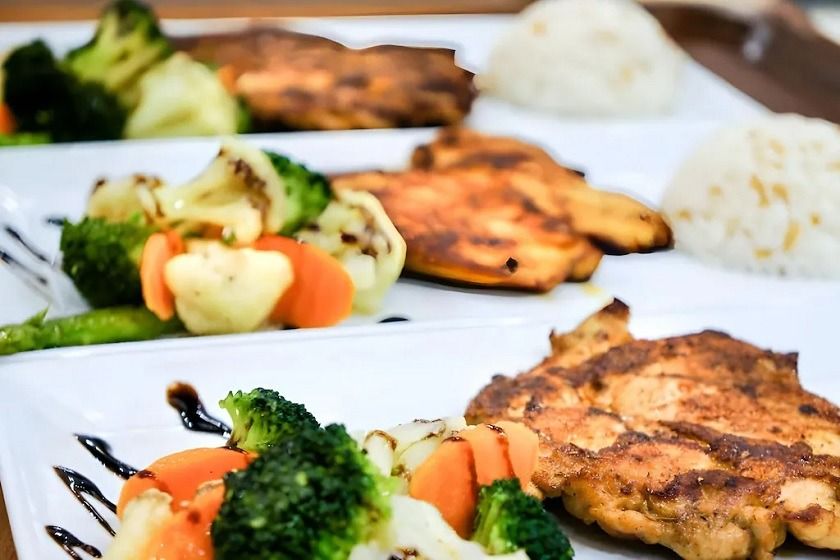 Rose Park Hotel Al Barsha Opposite Metro Station Dubai - Food And Drink
