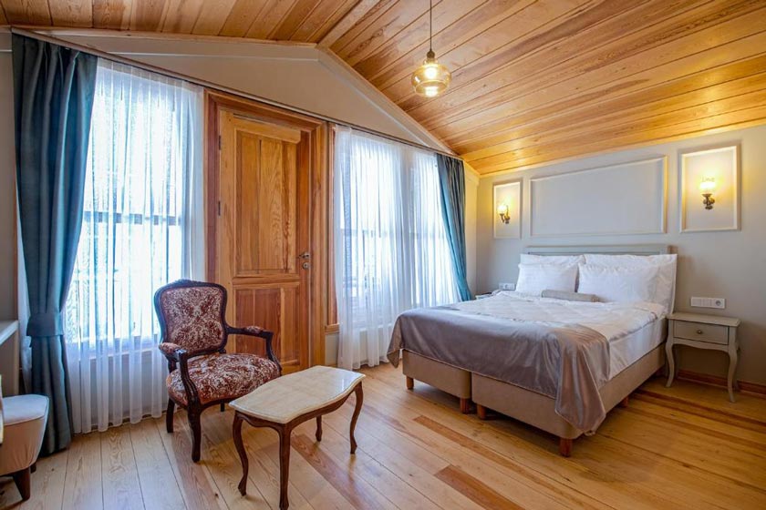 Ikiz Konak Boutique Hotel Istanbul - Deluxe Double Room with Balcony