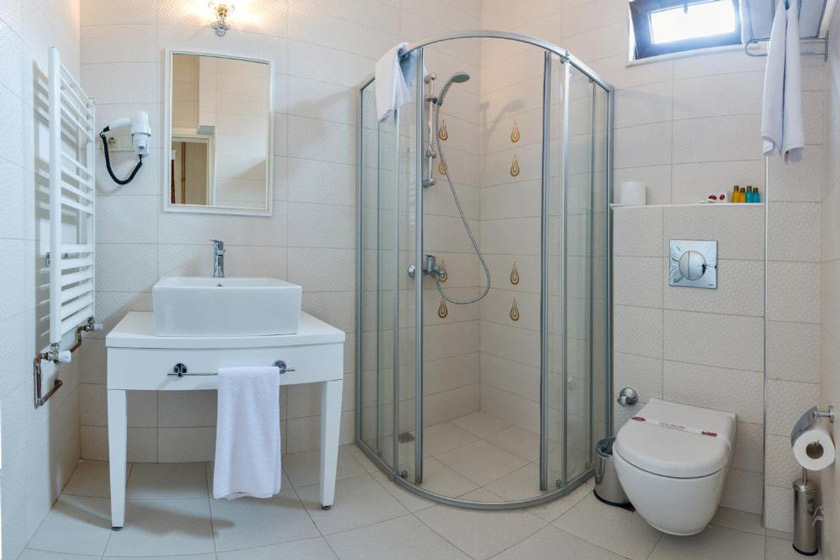 Enderun Hotel Istanbul - Deluxe Triple Room