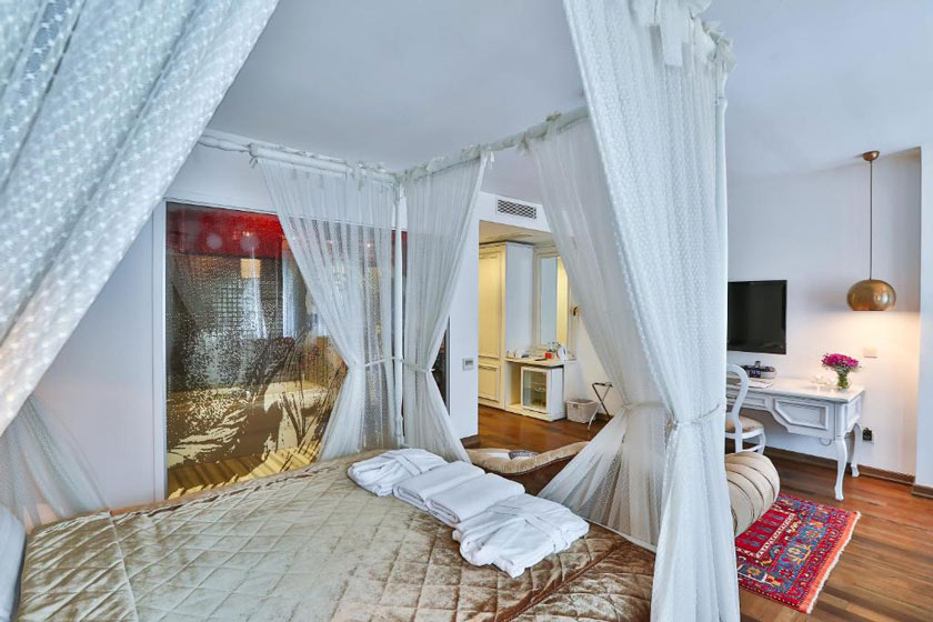 Senatus Hotel - Special Class Istanbul - King Suite with Jacuzzi
