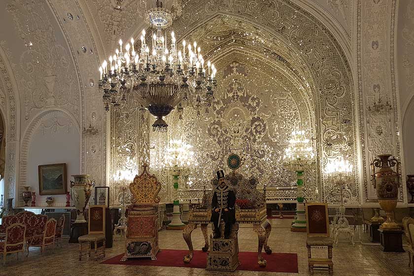 وجه تسمیه چهل ستون