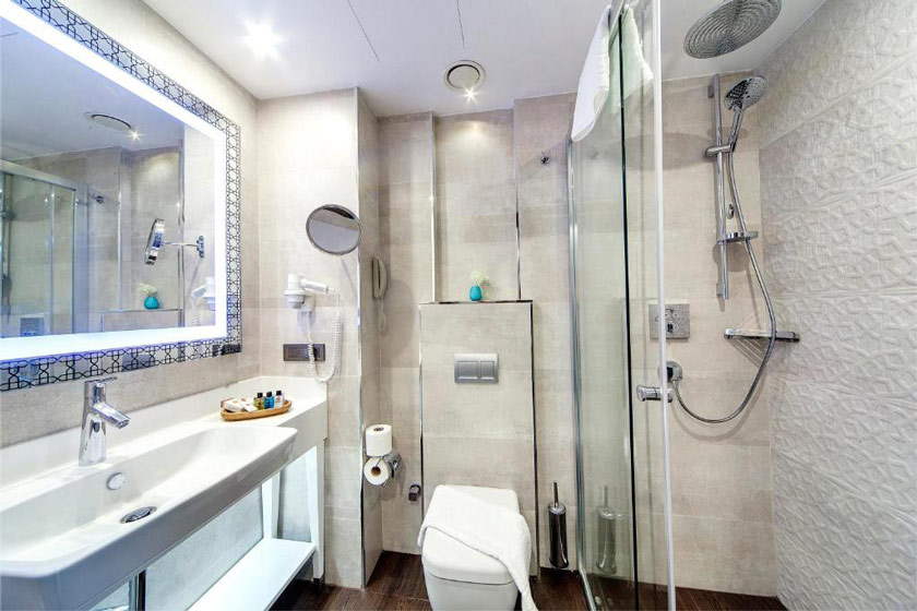 Mukarnas Taksim Hotel Istanbul - Standard Double Room with Balcony