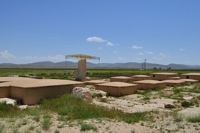 کاخ دروازه