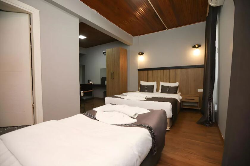 La Pera Suites istanbul - Triple Room