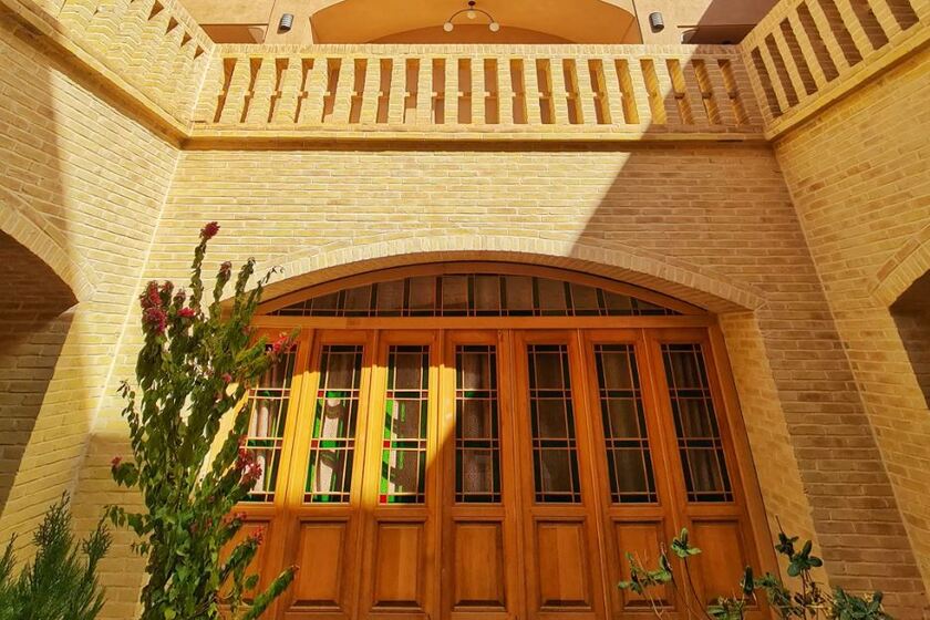 اقامتگاه سنتی شهر جهان یزد - نما