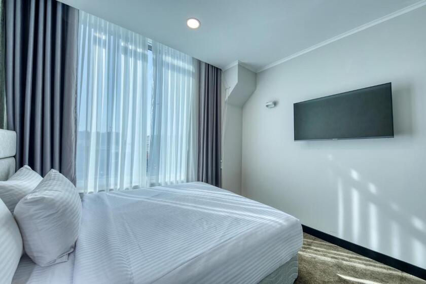 Expocore Hotel yerevan - room