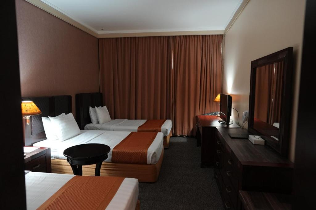 Knight Armour Hotel Dubai - Comfort Triple Room