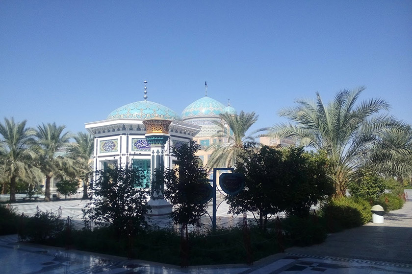امامزاده شهر طبس. منبع عکس: گوگل مپ. عکاس: Hadi Nazari