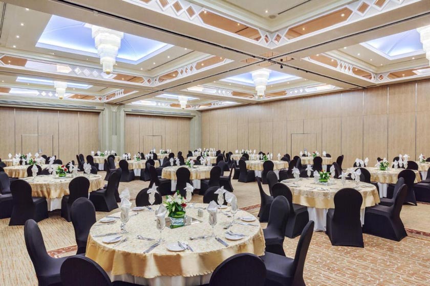 Millennium Plaza Downtown Dubai - conference room