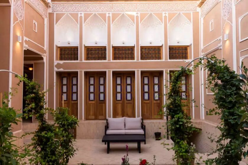 هتل بوتیک کتروا یزد - نما