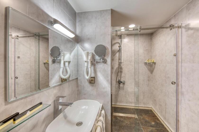 Expocore Hotel yerevan - room