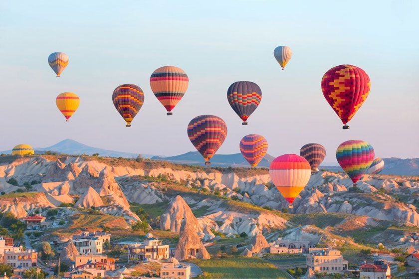 کاپادوکیه ترکیه. منبع عکس: وبسایت wanderlustchloe.com. عکاس: نامشخص