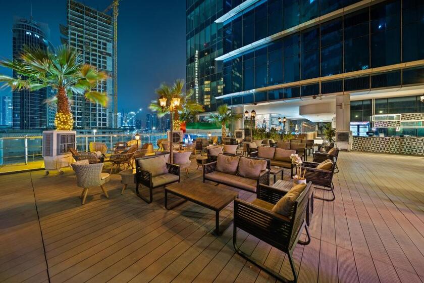 Park Regis Business Bay dubai - facade
