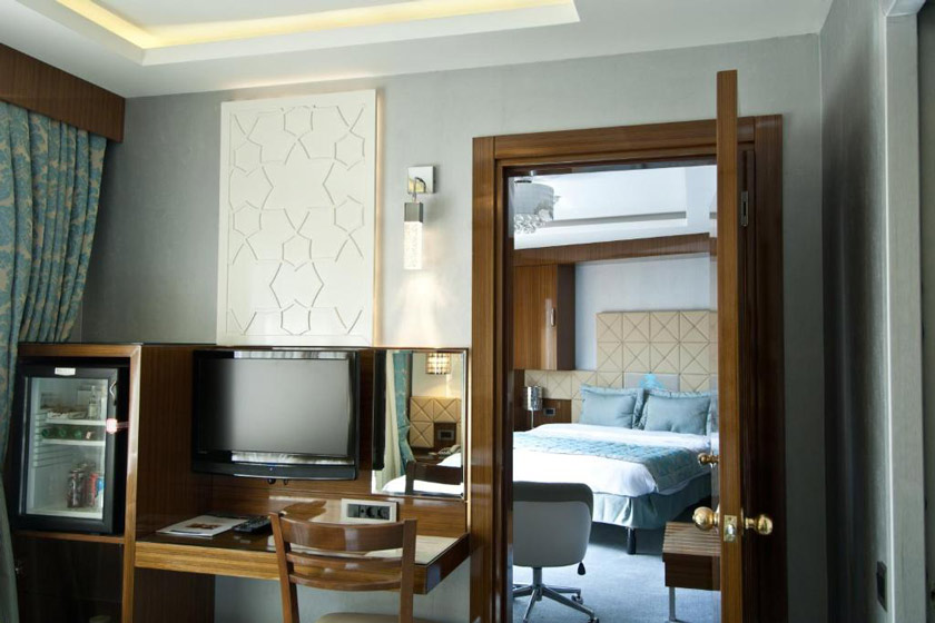 Grand Star Hotel Bosphorus & Spa Istanbul - Family Connection Room with Sea View