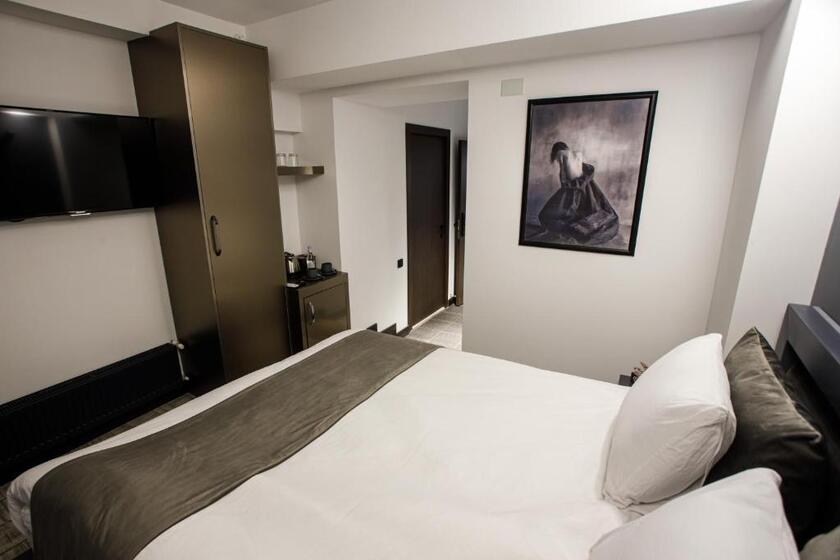 The Phoenix Boutique Hotel yerevan - room