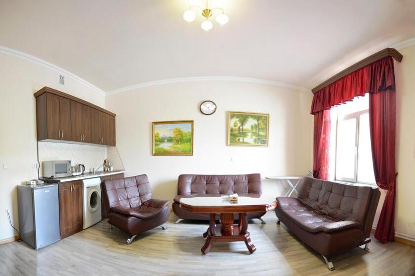 Family Hotel yerevan - room