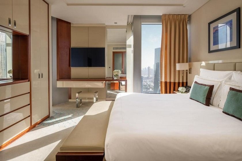 Jumeirah Emirates Towers Dubai - Room