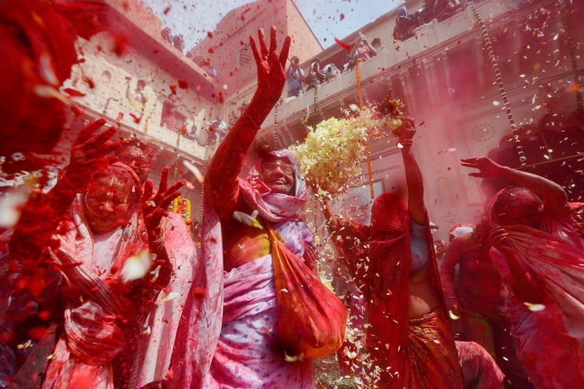 هولی بیوه‌ها. منبع: Nationalgeographic. عکاس: Pankaj Nangia