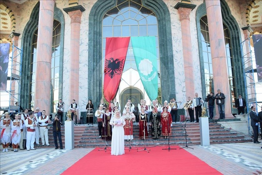 نوروز در آلبانی. منبع عکس وب سایت Anadolu Ajansı. عکاس نامشخص