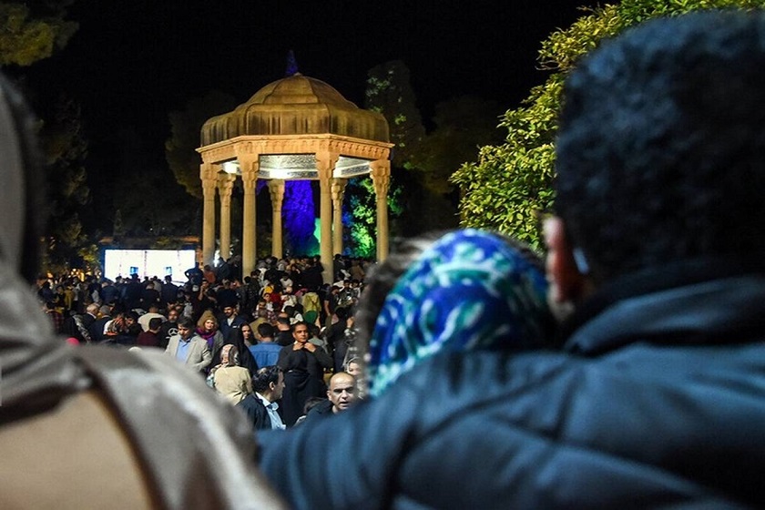 نوروز در حافظیه. منبع عکس خبرگزاری پانا. عکاس نامشخص