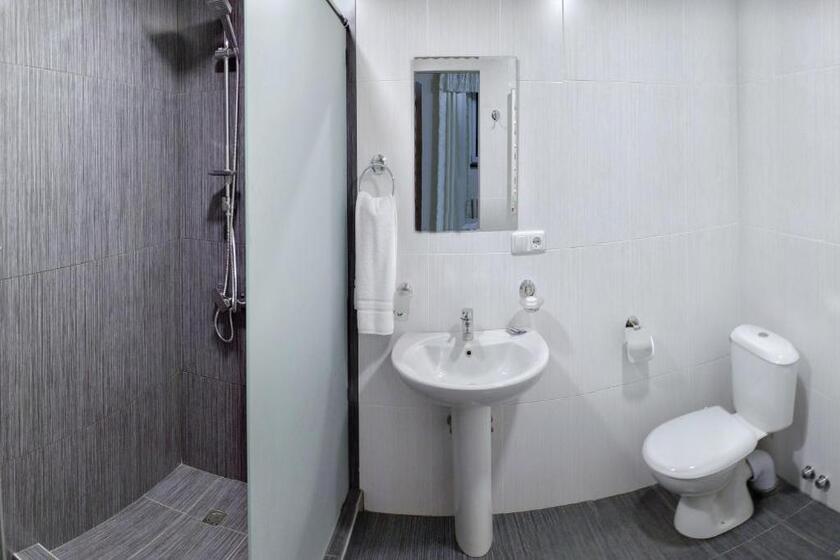 Family Hotel yerevan - room
