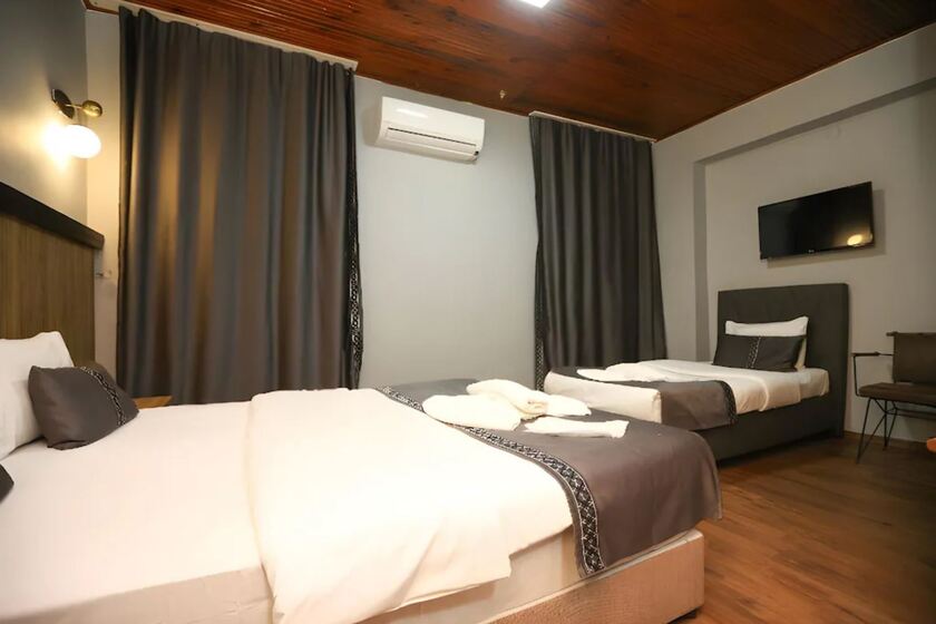 La Pera Suites istanbul - Triple Room