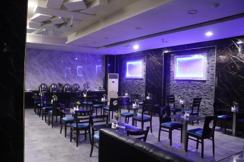 GSS Avenue Hotel EX Delmon Hotel dubai - restaurant