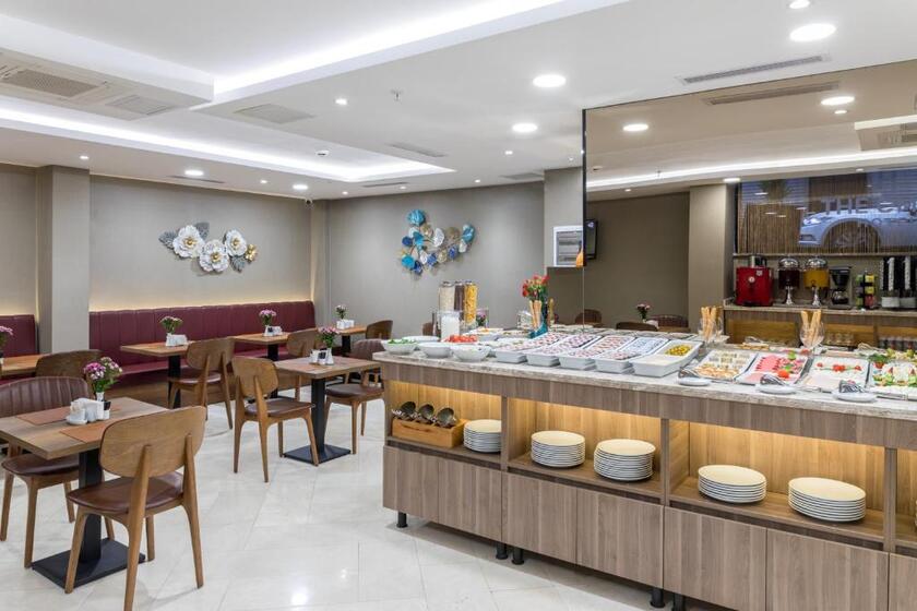 The Omiya Hotel istanbul - breakfast