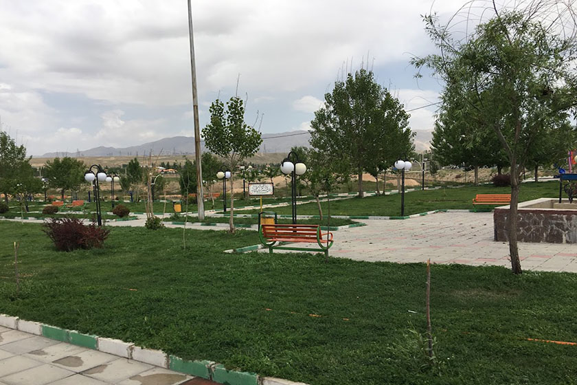 یکی از پارک های فیروزکوه. منبع عکس: گوگل مپ. عکاس: Minou Mov