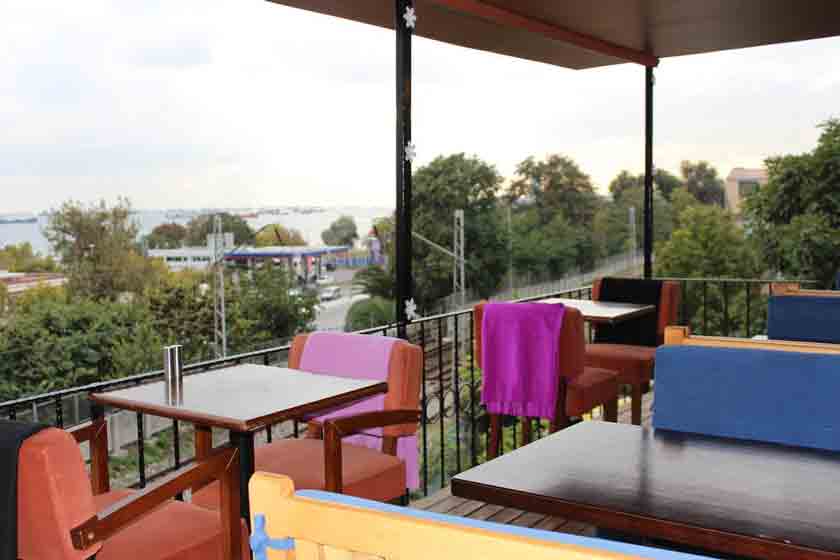 Cheers Lighthouse Istanbul - restaurant