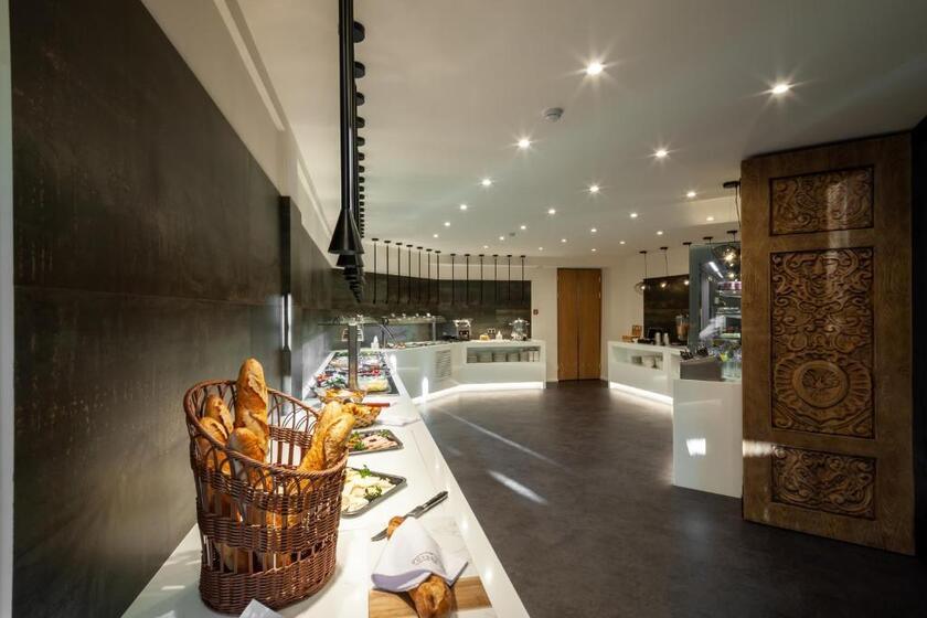 Tufenkian Historic Yerevan Hotel yerevan - breakfast;