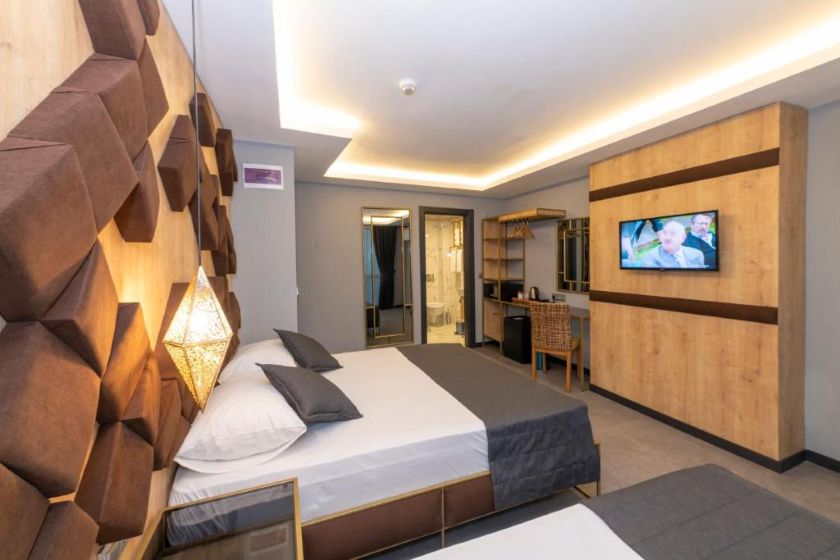 Fly And Stay Airport Hotel Istanbul - Deluxe Triple Room