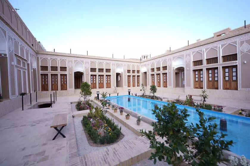 هتل بوتیک کتروا یزد - نما