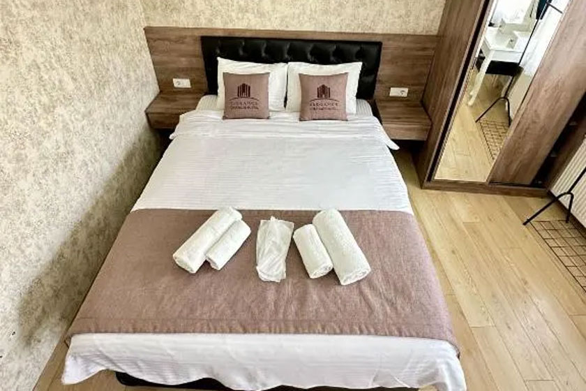 Elegance Aparts Cihangir Istanbul - Deluxe Double Room with Balcony