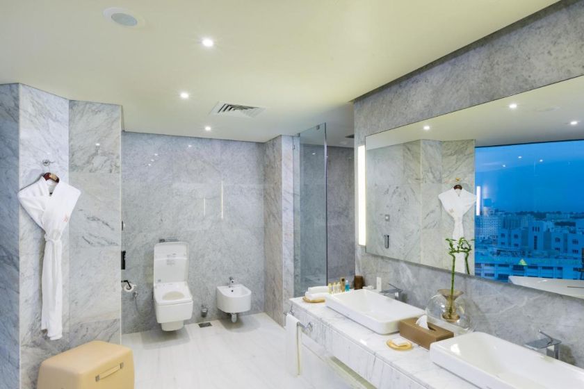 Grand Millennium Muscat - Studio Apartment